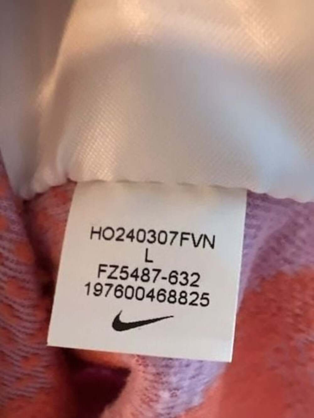 Nike Big Kids Sportswear Oversized Fleece Crew-Neck Sweatshirt in Pink and Orang - Picture 8 of 9